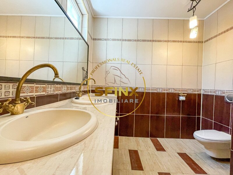 Domesti Putul Olteni vila cu piscina teren 828 mp
