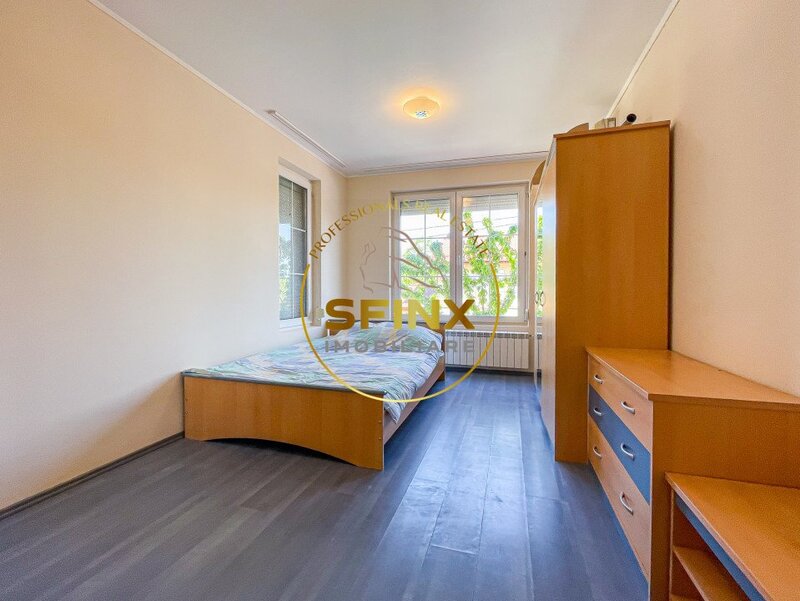 Domesti Putul Olteni vila cu piscina teren 828 mp